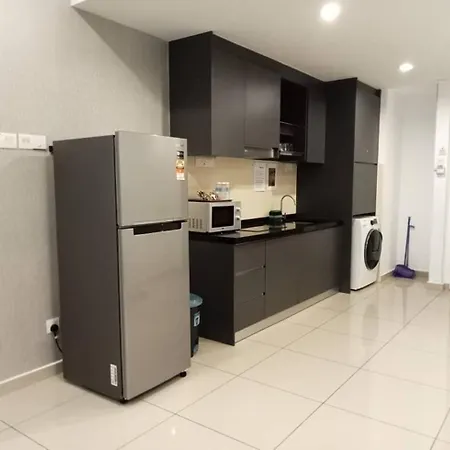 Hostahome Suites At Encorp Marina, Mins To Legoland Malaysia Nusajaya  Room photo
