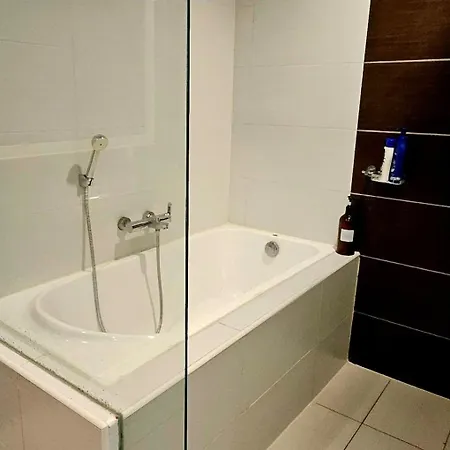 Hostahome Suites At Encorp Marina, Mins To Legoland Malaysia Nusajaya  Exterior photo